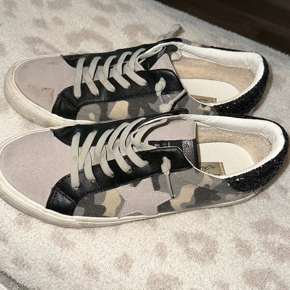 Vintage Havana Sneakers